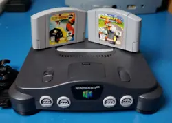 Nintendo 64 NTSC USA console, cleaned and tested, perfectly functional. With the console are also included ✅...