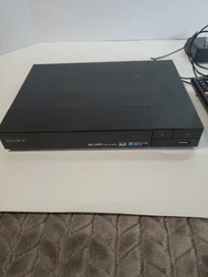 Sony BDP-S6500 Smart 4K UHD Upscaling Blu-Ray 3D Player WiFi w/ Remote Control.  Cant get a dvd to read but the netflix...