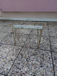 Gueridon Art Déco en laiton Doré.
