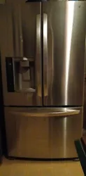 Lg Stainless Steel Refrigerator. Works perfectly and is in great condition.