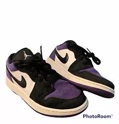 Pre-OwnedMinor Creases, Tears on Sock Liner on Both SneakersOriginal Laces and Insoles, No BoxNike Air Jordan 1 Retro...