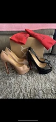 womens designer shoes size 9. Condition is 