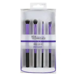 Real Techniques Starter eye set is a collection of 5 favorite eye brushes. This set is the must-have expansion to our...