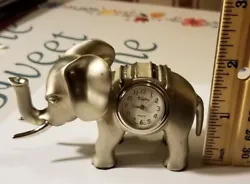 Elgin Small Solid Metal Quartz Desk Clock Elephant - runs,keeps time,new battery.