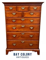 The chest has 9 drawers with a 5 over 4 layout and the lower 4 drawers graduate in size. Like most Pennsylvania case...