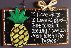 Heres a Super-Cute Sign with a PINEAPPLE APPLIQUE which adds an attractive 