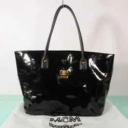 I have sold over 15,000 mcm bags since 2016. I tried my best to take defective pictures of the bag.
