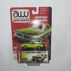 Auto World Vintage Muscle 1971 Dodge Dart Swinger Vintage Muscle Neon Green 1/64.