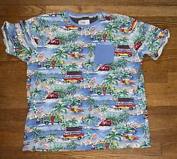 Free Planet Mens Retro Surf Board 50s Pocket T-Shirt Size X-L. stored in a very clean pet free smoke free Space . See...