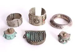 Touareg, Berbère, Iran. Lot de bijoux orientaux en argent ou métal argentifère. Envoi par colissimo sur demande.