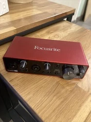 Brainworx Bx_console Focusrite SC - tranche de console. Focusrite Red 2 & 3 Plug-in Suite - EQ et compresseur. 2...