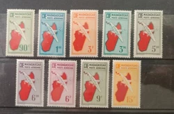 ( Colonie française Madagascar ). Timbres neufs sans charnière.