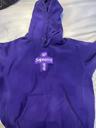 Supreme FW20 Cross Box Logo Hoodie size M. Purchased directly from Supreme. Unique, good quality hoodie but...