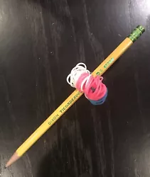 Cute Back To School Rainbow Loom Pencil Topper.