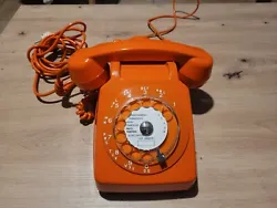 Ancien Téléphone Orange Vintage S63 Socotel à Cadran Ptt Excellent État.