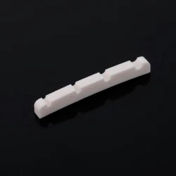 Nous fournissons des pièces pour guitare / basse. Bone nut with string slots for Jazz Bass. Material:Real Bone; Color:...