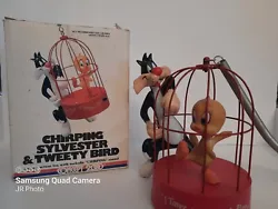 Vintage 1978 Concept 2000 Looney Tunes Chirping Sylvester & Tweety Bird Read Des.  Item has been tested and does chirp....