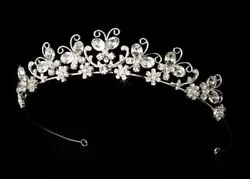 This playful and lovely butterfly tiara sparkles with clear rhinestones. A lovely choice for your classic or modern...