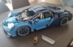 Bugatti Chiron - LEGO Technic - 42083.