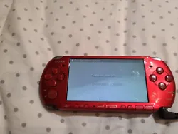 Console Portable Sony PSP 3004 PlayStation rouge  Carte mère ok Écran ok Très bon état esthétique  S allume en...