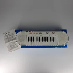 Used, but in Excellent Working Condition. Missing DC Adaptor, still works with 2x AA batteries.
