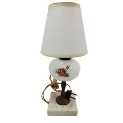 vintage 19540-1950s porcelain and brass hand painted floral accent table lamp. 9.5in h without shade 3.5in base 13in h...
