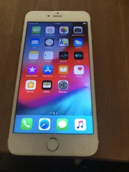 Apple iPhone 6 Plus - 16 Go - Argent (Désimlocké). Tout fonctionne juste des traces d’usure batterie a 100 % la...