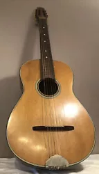 Rare et Joli guitare jazz manouche Signée Fabriqué par le célèbre luthier italien, Joseph Di MauroTrouvaille de...