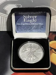 2011 Silver Eagle w/ Display Case & Box 1 Troy Ounce (Uncirculated). Shipped with USPS Ground Advantage.
