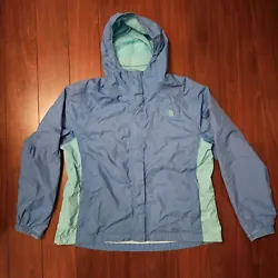 The North Face Resolve Abuk Hyvent jacket is a multipurpose item that features a waterproof nylon outer shell material...