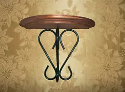 Scrolled Hunter Green. Iron Hanging Wall Bracket. Very well made with saw tooth hanger hooks. Wood and iron are in...