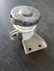 Used OEM clutch master reservoir for 92 to 00 Honda Civic. It has been inspected to make sure it does not leak and it...