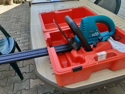 TAILLE HAIE ELECTRIQUE BOSCH AHS 65-34 - TRES BELLE OCCASION.