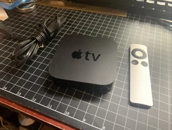 Apple TV 3 3rd Generation A1469 MD199LL/A Streaming Media Player Very Good Used. Condition is 