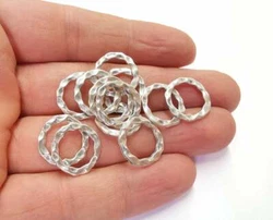 Color: Antique Silver. Size : 16 mm. Quantity: 10 Pieces.