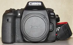 For sale is a Canon 90d 32.5 mp camera with a Vello battery grip. It also includes the battery, charger, camera strap,...