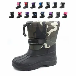 Adventures in the snow are a blast with these Skadoo boots! Waterproof paneling pairs with an insulated cuff for...