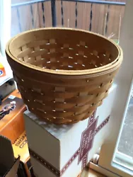 Longaberger Large Round Basket 8 1/2 x 6” Dated 2004 Planter Basket?. Condition is Used. Shipped with USPS Priority...
