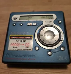 SONY Walkman MD Portable Minidisc Recorder MD Walkman MZ-R700 excellent état.