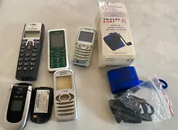 Lot de 4 anciens Téléphone portable plus coque