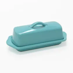 Serve soft, spreadable butter without the worry of spoilage or contamination with the Chantal butter dish. Chantal...