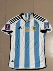 maillot argentine champion du monde ( prendre une taille au dessus pour la version joueur)