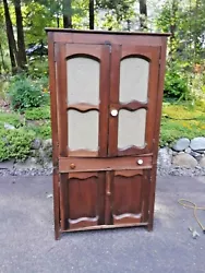 Fantastic Primitive Antique Pie Safe was made in the mid 1800s. It is an Authenic old primitive; I believe the finish...