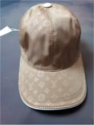 Louis Vuitton HAT. Khaki signature fabric upper. Due to the production batch problem, the color and material of...