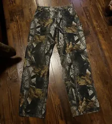 Carhartt Camouflage Carpenter Mens Pants 34x34 Realtree Camo Jeans. Condition is Pre-owned. Shipped with USPS Priority...