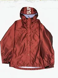 Elevate your streetwear game with this brand new with tags SUPREME Mountain Parka Jacket in a stunning burgundy...