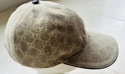 Pre owned. No issues, super condition, barely worn.
