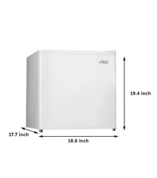 Keep your snacks cool and handy with the Arctic King 1.1 cu ft White Upright Freezer. This compact and convenient mini...