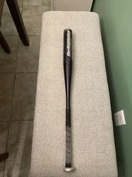 GREAT BAT FOR LITTLE LEAGUE.