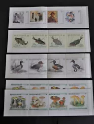 BELGIQUE 13 carnets neufs.